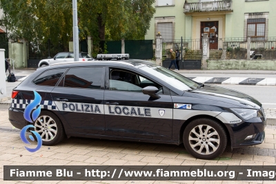 Seat Leon St III serie
Polizia Locale Padova
Allestita Bertazzoni
157
POLIZIA LOCALE YA 738 AL
Parole chiave: Seat Leon_St_IIIserie POLIZIALOCALEYA738AL