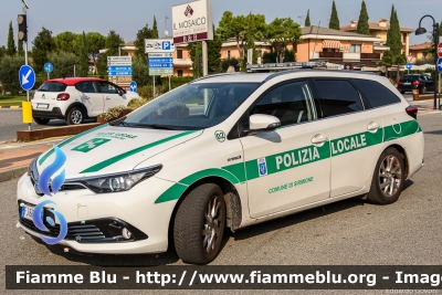 Toyota Auris Touring Sports Hybrid III serie
Polizia Locale Sirmione (BS)
Allestita Ciabilli
Parole chiave: Toyota Auris_Touring_Sports_Hybrid_IIIserie