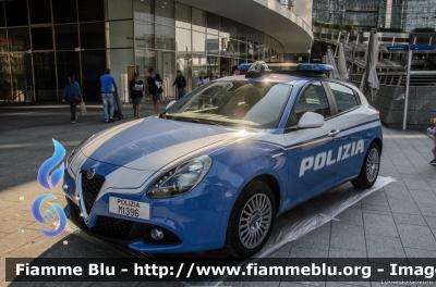 Alfa-Romeo Nuova Giulietta restyle
Polizia di Stato
Squadra Volante
Questura di Milano
Allestita NCT Nuova Carrozeria Torinese
POLIZIA M1396
Parole chiave: Alfa-Romeo Nuova_Giulietta_restyle POLIZIAM1396 Festa_Polizia_2017