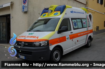 Volkswagen Transporter T5 restyle
Pubblica Assistenza Capoliveri (LI)
Allestita Aricar
Parole chiave: Volkswagen Transporter_T5_restyle Ambulanza