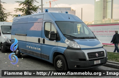 Fiat Ducato X250
Polizia di Stato
POLIZIA H2425
Parole chiave: Fiat Ducato_X250 POLIZIAH2425 Festa_Polizia_2017