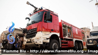 Mercedes-Benz Arocs 3343 6x6
Aeronautica Militare Italiana
46° Brigata Aerea
Servizio Antincendio
Allestito BAI
AM CR 352
Parole chiave: Mercedes-Benz Arocs_3343_6x6 AMCR352 Giornate_della_Protezione_Civile_Pisa_2017