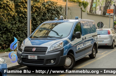 Fiat Scudo IV serie
Polizia di Stato
Unità Cinofile
POLIZIA M0495
Parole chiave: Fiat Scudo_IVserie POLIZIAM0495 Festa_Polizia_2017