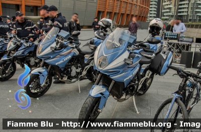 MV Agusta Turismo Veloce 800
Polizia di Stato
Squadra Volante
POLIZIA G2532 
POLIZIA G2533
Parole chiave: MV-Agusta Turismo_Veloce_800 POLIZIAG2532 POLIZIA G2533 Festa_Polizia_2017