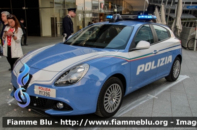 Alfa-Romeo Nuova Giulietta restyle
Polizia di Stato
Squadra Volante
Questura di Milano
Allestita NCT Nuova Carrozeria Torinese
POLIZIA M1396
Parole chiave: Alfa-Romeo Nuova_Giulietta_restyle POLIZIAM1396 Festa_Polizia_2017