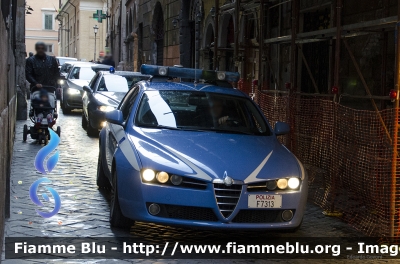 Alfa Romeo 159
Polizia di Stato
Polizia Stradale
POLIZIA F7313
Parole chiave: Alfa-Romeo 159 POLIZIAF7313