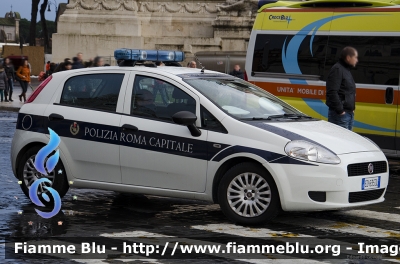 Fiat Grande Punto
Polizia Roma Capitale
Parole chiave: Fiat Grande_Punto