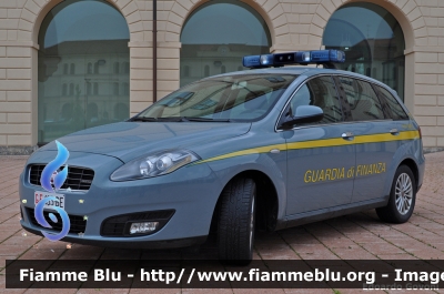 Fiat Nuova Croma II serie
Guardia di Finanza
GdiF 463 BE

Si ringrazia l'Ufficio Motorizzazione del Comando Generale della Guardia di Finanza per la disponibilità
Parole chiave: Fiat Nuova_Croma_IIserie GdiF463BE