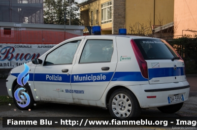 Fiat Punto Classic
Polizia Municipale "Unione dei Comuni della Bassa Romagna"
Comune di Alfonsine
Parole chiave: Fiat Punto_Classic