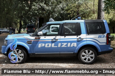 Land-Rover Discovery 4
Polizia di Stato
Reparto Mobile
Allestimento Marazzi 
Decorazione Grafica Artlantis
POLIZIA M2774
Parole chiave: Land-Rover Discovery_4 POLIZIAM2774 Festa_della_Polizia_2018