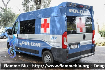 Fiat Ducato X290
Polizia di Stato
Servizio Sanitario
Nuova Livrea
Allestita Boneschi
Decorazione Grafica Artlantis
POLIZIA M2210
Parole chiave: Fiat Ducato_X290 Ambulanza POLIZIAM2210 Festa_della_Polizia_2018