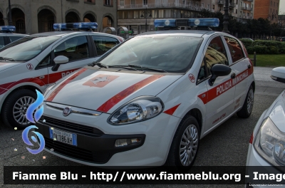 Fiat Punto Evo
56 - Polizia Municipale Pisa
Sezione Pisa Litorale
POLIZIA LOCALE YA 186 AH
Parole chiave: Fiat Punto_Evo POLIZIALOCALEYA186AH