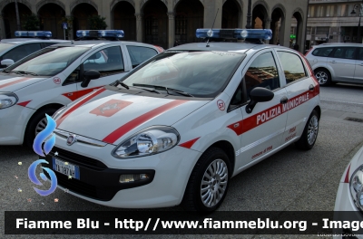 Fiat Punto Evo
57 - Polizia Municipale Pisa
Sezione Pisa Nord-Est
POLIZIA LOCALE YA 187 AH
Parole chiave: Fiat Punto_Evo POLIZIALOCALEYA187AH