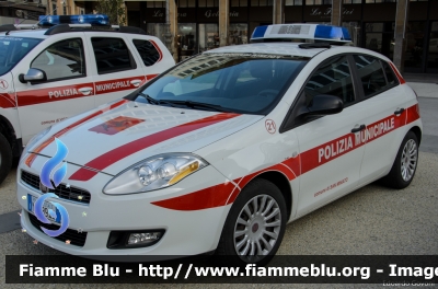 Fiat Nuova Bravo
Polizia Municipale San Miniato (PI)
Allestita Ciabilli
POLIZIA LOCALE YA 789 AA
Parole chiave: Fiat Nuova_Bravo POLIZIALOCALEYA789AA