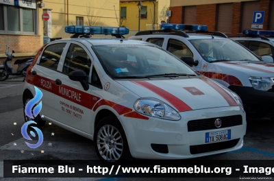 Fiat Grande Punto
Polizia Municipale Unione Valdera
Comune di Bientina (PI)
POLIZIA LOCALE YA 508 AG
Parole chiave: Fiat Grande_Punto POLIZIALOCALEYA508AG