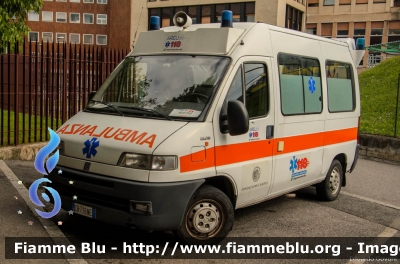 Fiat Ducato II serie
AREU 118
Regione Lombardia
Allestita Savio
Parole chiave: Fiat Ducato_IIserie Ambulanza