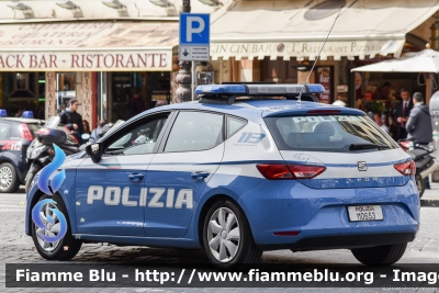 Seat Leon III serie
Polizia di Stato
Squadra Volante
Allestimento NCT Nuova Carrozzeria Torinese
Decorazione Grafica Artlantis
POLIZIA M0653
Parole chiave: Seat Leon_IIIserie POLIZIAM0653