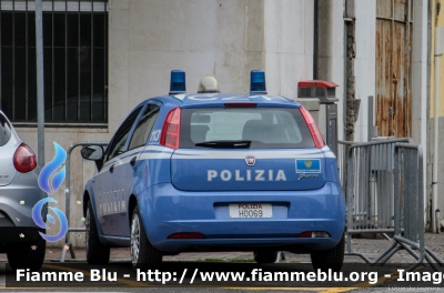 Fiat Grande Punto
Polizia di Stato
Polizia di Frontiera
POLIZIA H0069
Parole chiave: Fiat Grande_Punto POLIZIAH0069