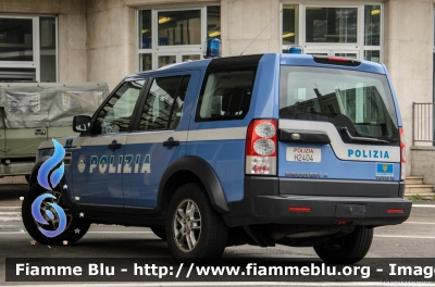 Land-Rover Discovery 4
Polizia di Stato
Polizia di Frontiera
POLIZIA H2404
Parole chiave: Land-Rover Discovery_4 POLIZIAH2404