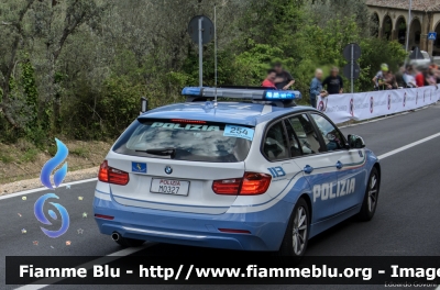 Bmw 318 Touring F31 restyle
Polizia di Stato
Polizia Stradale
Allestimento Marazzi
Decorazione grafica Artlantis
in scorta al Giro d'Italia 2016
POLIZIA M0327
Parole chiave: Bmw 318_Touring_F31_restyle POLIZIAM0327