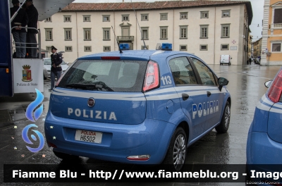 Fiat Punto VI serie
Polizia di Stato
Polizia delle Comunicazioni
POLIZIA H6502
Parole chiave: Fiat Punto_VIserie POLIZIAH6502 Una vita da social 2015