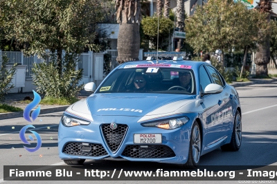 Alfa Romeo Nuova Giulia Q4
Polizia di Stato
Polizia Stradale
POLIZIA M2700
in scorta alla Tirreno Adriatico 2022
Vettura "1
Parole chiave: Alfa_Romeo Nuova_Giulia_Q4 POLIZIAM2700