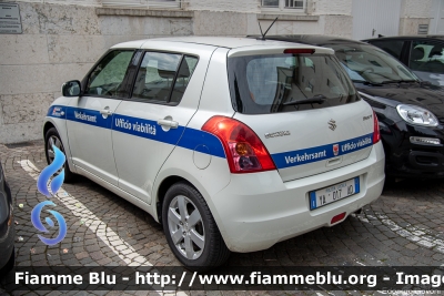 Suzuki Swift
Polizia Municipale - StadtPolizei
Merano - Meran (BZ)
Servizio Viabilità
POLIZIA LOCALE YA 017 AD
Parole chiave: Suzuki Swift POLIZIALOCALEYA017AD