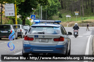 Bmw 318 Touring F31 restyle
Polizia di Stato
Polizia Stradale
Allestimento Marazzi
Decorazione grafica Artlantis
in scorta al Giro d'Italia 2016
POLIZIA M0327
Parole chiave: Bmw 318_Touring_F31_restyle POLIZIAM0327