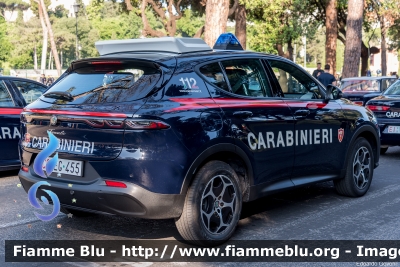 Alfa-Romeo Tonale
Carabinieri
Nucleo Operativo Radiomobile
Allestimento FCA
CC EG 455
Parole chiave: Alfa-Romeo Tonale CCEG455 Festa_della_Republica_2023