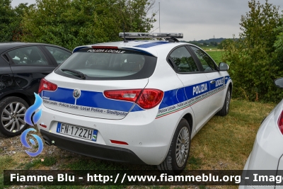 Alfa Romeo Nuova Giulietta
Polizia Municipale
Comuni di Molinella San Lazzaro di Savena (BO)
Allestimento Bertazzoni
Parole chiave: Alfa-Romeo Nuova_Giulietta