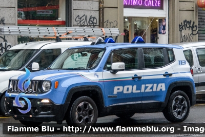 Jeep Renegade
Polizia di Stato
Reparto Prevenzione Crimine
Allestimento NCT Nuova Carrozzeria Torinese
Decorazione Grafica Artlantis
POLIZIA M3051
Parole chiave: Jeep Renegade POLIZIAM3051