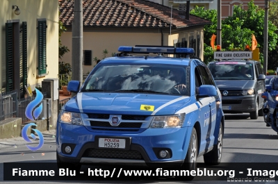 Fiat Freemont
Polizia di Stato
Polizia Stradale
POLIZIA H5259
Parole chiave: Fiat Freemont POLIZIAH5259 Giro_Italia_2012