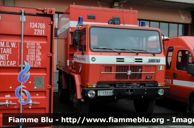 Iveco 90PC
Vigili del Fuoco
Comando Provinciale di Milano
Automezzo impiegato nella missione KFOR-CIMIC
Kosovo FORce - CIvil MIlitary Cooperation
VF 13329
Parole chiave: Iveco 90PC VF13329 Giornate_di_Primavera_Fai_2015