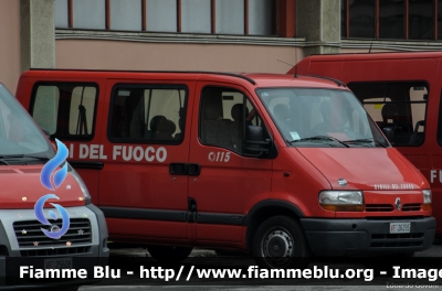 Renault Master II serie
Vigili del Fuoco
Comando Provinciale di Milano
VF 26295
Parole chiave: Renault Master_IIserie VF26295 Giornate_di_Primavera_Fai_2015