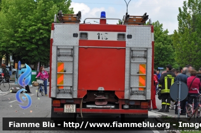 Iveco OM 160
Vigili del Fuoco
AutoPompaSerbatoio allestimento Baribbi
VF 11663
Parole chiave: Iveco OM 160 VF11663