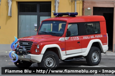 Iveco Massif
Vigili del Fuoco
Colonna Mobile Regione Lombardia
VF 26334
Parole chiave: Iveco Massif VF26334