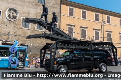 Ford F350 Super Duty FX4 4x4 I serie
Carabinieri
2° Brigata Mobile
Carabinieri Paracadutisti
Gruppo Intervento Speciale
Parole chiave: Ford F350_Super_Duty_FX4_4x4_Iserie festa_della_republica_2023