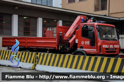 Iveco EuroCargo 180E30 III serie
Vigili del Fuoco
Comando Provinciale di Milano
Colonna Mobile Regione Lombardia
Autocarro con gru PM allestimento Iveco-Magirus
VF 26754
Parole chiave: Iveco EuroCargo_180E30_IIIserie VF26754 Giornate_di_Primavera_Fai_2015