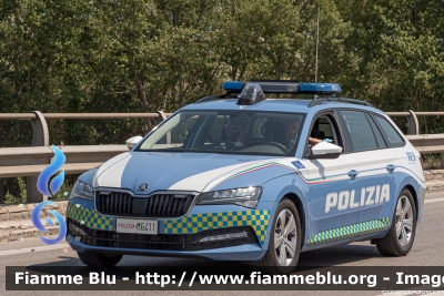 Skoda Superb Wagon III serie restyle
Polizia di Stato
Polizia Stradale
Decorazione Grafica Artlantis
POLIZIA M6411
Parole chiave: Skoda Superb_Wagon_IIIserie_restyle POLIZIAM6411