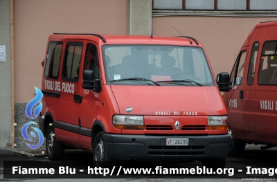 Renault Master II serie
Vigili del Fuoco
Comando Provinciale di Milano
VF 26295
Parole chiave: Renault Master_IIserie VF26295 Giornate_di_Primavera_Fai_2015