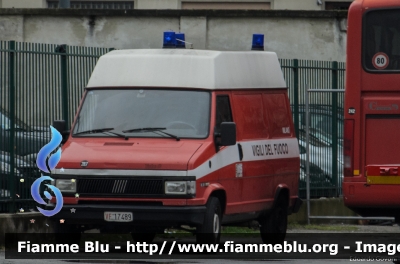 Fiat Ducato I serie
Vigili del Fuoco
Comando Provinciale di Milano
Ex Sommozzatori
VF 17489
Parole chiave: Fiat Ducato_Iserie VF17489 Giornate_di_Primavera_Fai_2015