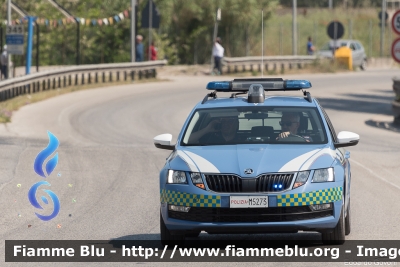 Skoda Octavia Wagon V serie
Polizia di Stato
Polizia Stradale
POLIZIA M5273
Parole chiave: Skoda Octavia_Wagon_Vserie POLIZIAM5273