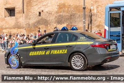 Alfa-Romeo Nuova Giulia
Guardia di Finanza
Allestimento FCA
GdiF 252 BQ
Parole chiave: Alfa-Romeo Nuova_Giulia GdiF252BQ Festa_della_repubblica2023