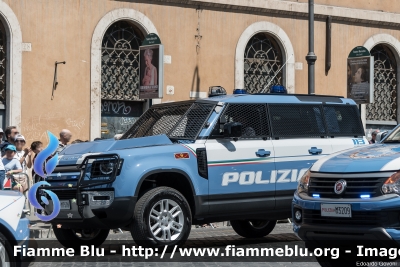 Land-Rover Defender Hardtop 110 II serie
Polizia di Stato
Reparto Mobile
POLIZIA M7509
Parole chiave: Land-Rover Defender_Hardtop_110_IIserie POLIZIAM7509 festa_della_republica_2023