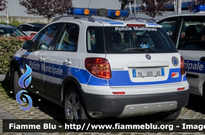 Fiat Sedici II serie
Polizia Locale Traversetolo (PR)
Allestita Bertazzoni
POLIZIA LOCALE YA 009 AD
Parole chiave: Fiat Sedici_IIserie POLIZIALOCALEYA009AD XX_Convegno_Nazionale_Polizia_Locale