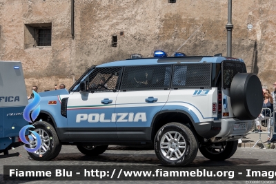 Land-Rover Defender Hardtop 110 II serie
Polizia di Stato
Reparto Mobile
POLIZIA M7509
Parole chiave: Land-Rover Defender_Hardtop_110_IIserie POLIZIAM7509 festa_della_republica_2023