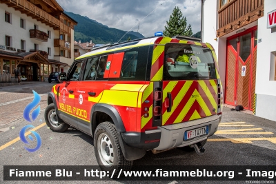 Land-Rover Defender 110 II serie
Vigili del Fuoco
Unione Distrettuale della Val Di Sole
Corpo Volontario di Pejo (TN)
VF 1W7 TN
Parole chiave: Land-Rover Defender_110_IIserie VF1W7TN