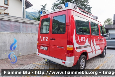 Mercedes-Benz Sprinter II serie
Vigili del Fuoco
Unione distrettuale di Merano
Corpo Volontario di Rablà (BZ)
Freiwillige Feuerwehr Rabland
VF 14S BZ
Parole chiave: Mercedes-Benz Sprinter_IIserie VF14SBZ