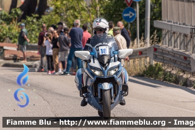 Yamaha FJR 1300 II serie
Polizia di Stato
Polizia Stradale
in scorta al Giro d'Italia 2022
Parole chiave: Yamaha FJR_1300_IIserie