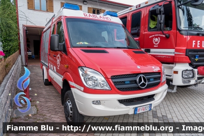 Mercedes-Benz Sprinter III serie
Vigili del Fuoco
Unione distrettuale di Merano
Corpo Volontario di Rablà (BZ)
Freiwillige Feuerwehr Rabland
Allestimento Brandshutz-Rosenbauer
VF FW 32T
Parole chiave: Mercedes-Benz Sprinter_IIIserie VFFW32T